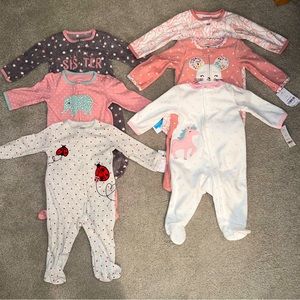 6 month Bundle of 6 Carter’s footed sleep n’ play one-pieces